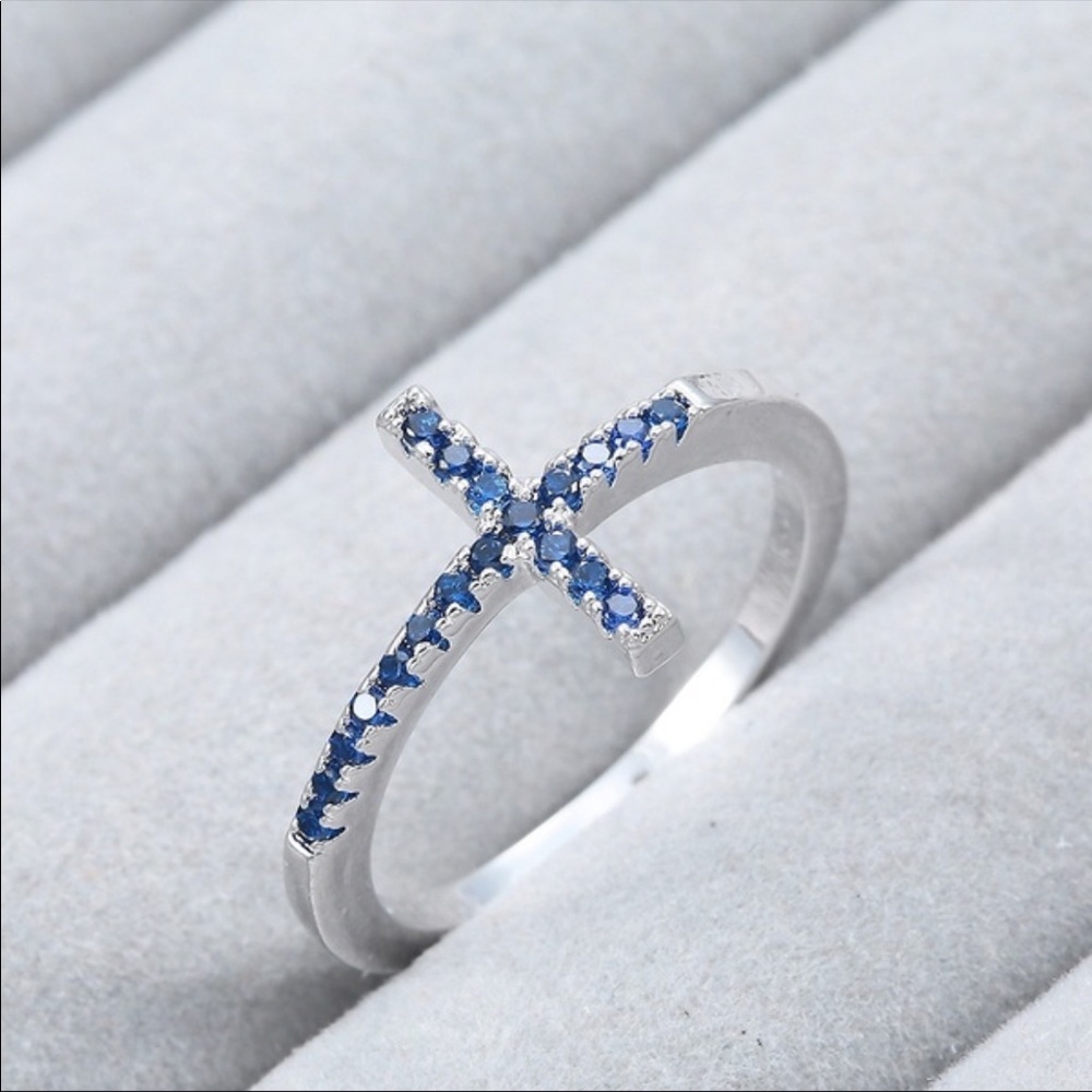 New! Cross Ring💙